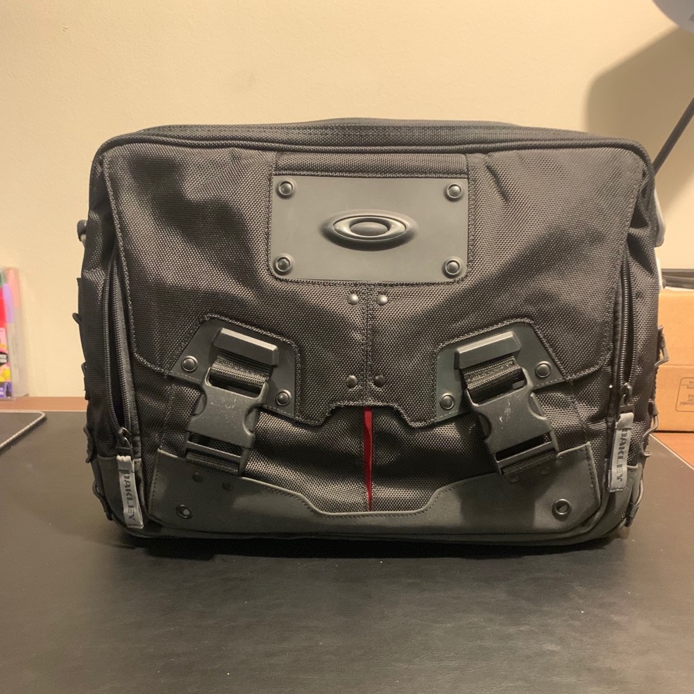 Oakley laptop bag